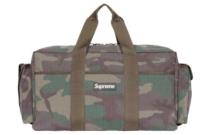 Supreme Supreme 44L Nylon Travel Bag Unisex Camouflage