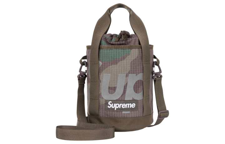 Supreme Supreme Polyester Shoulder Bag Regular Unisex Woodland Camouflage