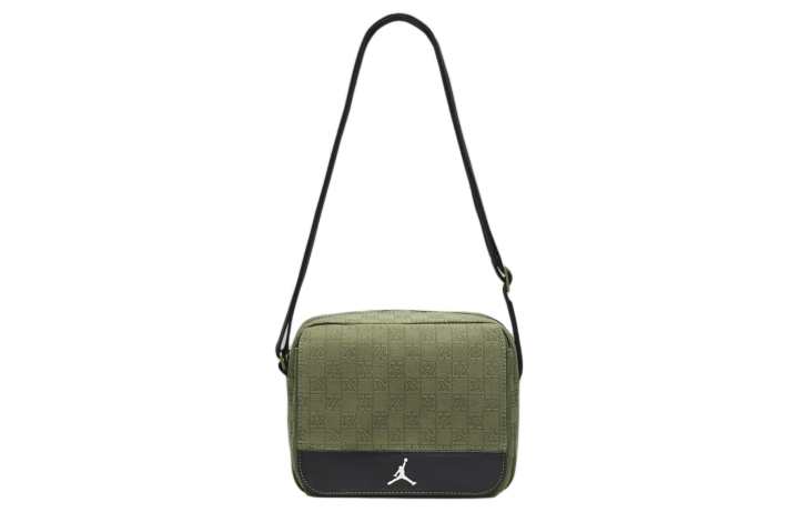Jordan Jordan Monogram Mini Messenger Bag 3.6L Sky J Lighth Olive