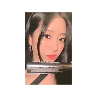 HYBE LE SSERAFIM 2023 FLAME RISES Concert[FLAME RISES]Seoul Zone Card, Right Angle Card Photocards