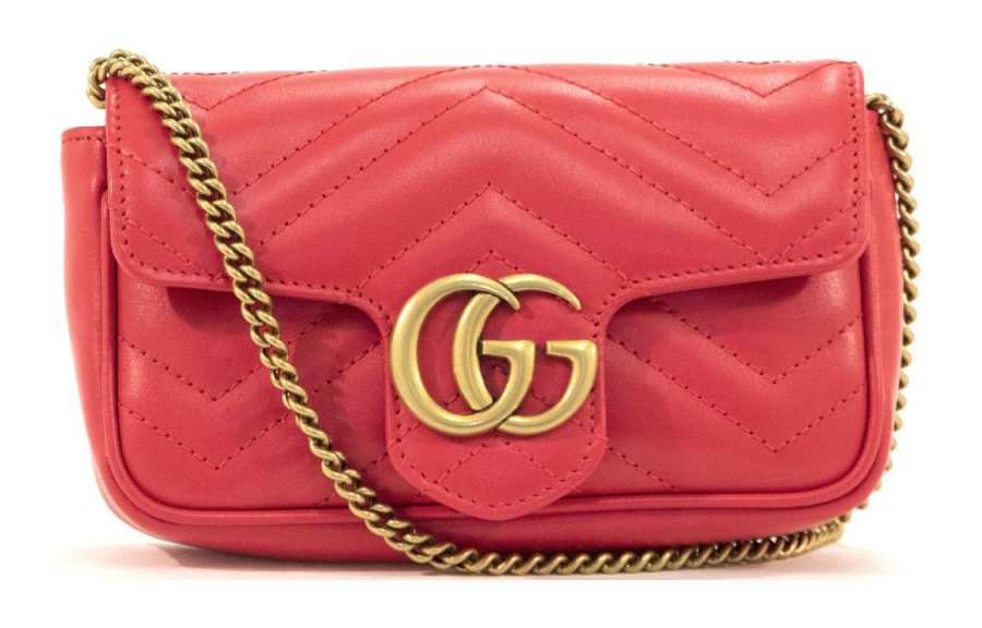 GUCCI GG Marmont Super Mini Shoulder Bag