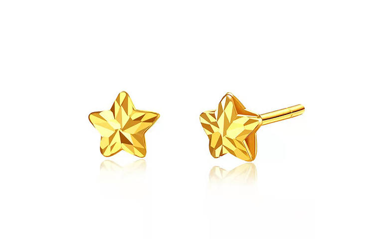 KING TAI SANG 18K Gold Stud Earrings Women's
