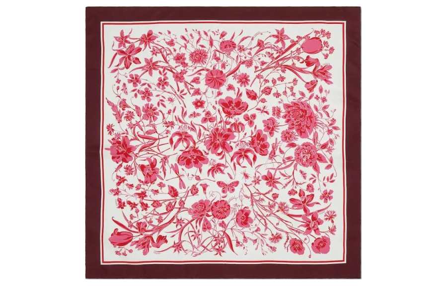 GUCCI GUCCI Floral print Silk Scarf