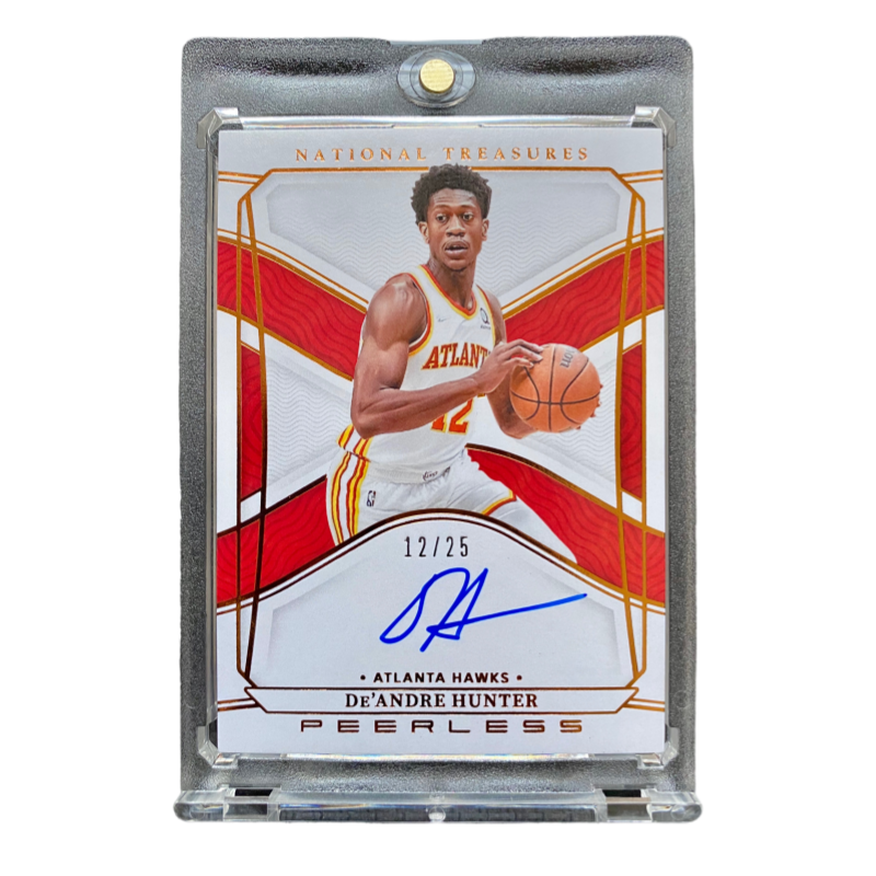 PANINI DeAndre Hunter Star Card 12/25 Signed Autograph Card Sports Cards 1 Pc