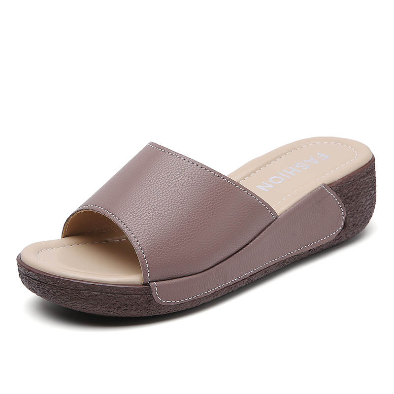 Reivantix Reivanti Slip Resistant Slide Slippers Women's Cameo Brown