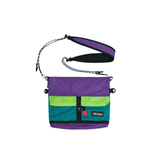 The MAD HATcher 2 3.1L Saddle Bag, Crossbody Bag, Outdoor Bag Tear Resistant Nylon Multicolor Unisex