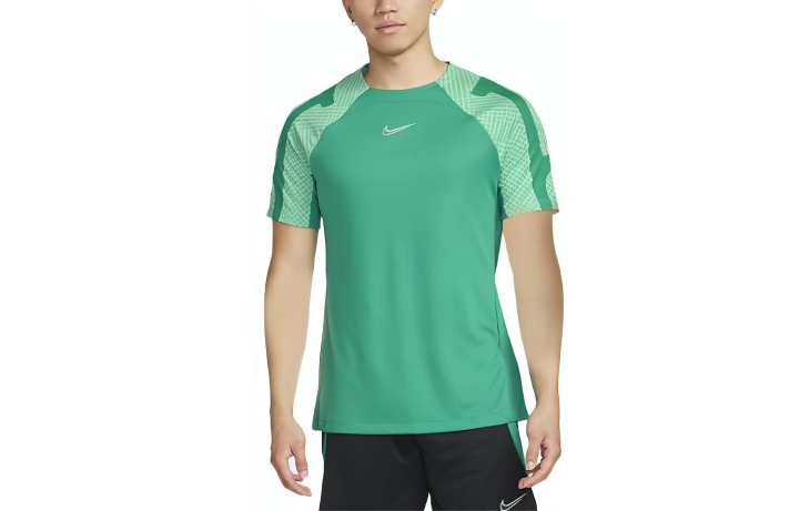 Nike Nike T Shirts Men's Green Crew Neck Moderate Straight Fit