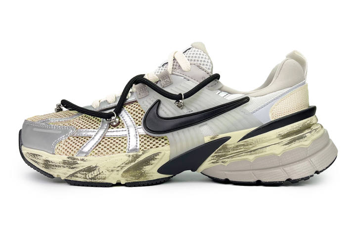 Nike Nike V2K Run Slip Resistant Low top Running Shoes Unisex Green Silver