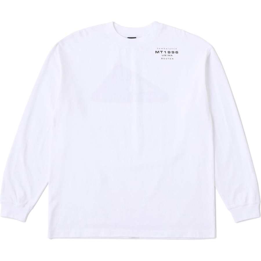 New Balance New Balance T Shirts Men's White Crew Neck Moderate Straight Fit