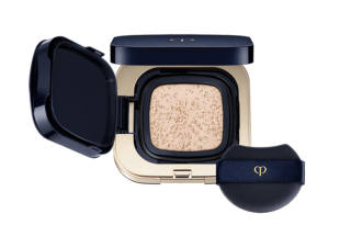 Clé De Peau Beauté Princess Cut Diamond Light Air Cushion, Soft Focus Water Like Serums Foundation, Water Glow Edition