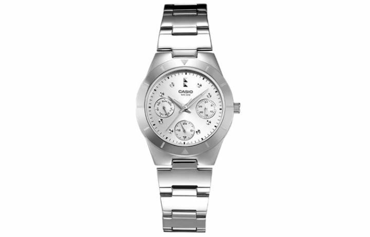 CASIO CASIO Women's Standard Series 36.5mm Silver Watch LTP-2083D-7A