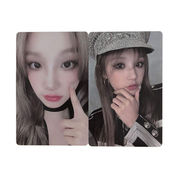 CUBE ENTERTAINMENT Song Yuqi Official 2nd Album 'Super Lady' Single Cover Photocards 2 Pcs
