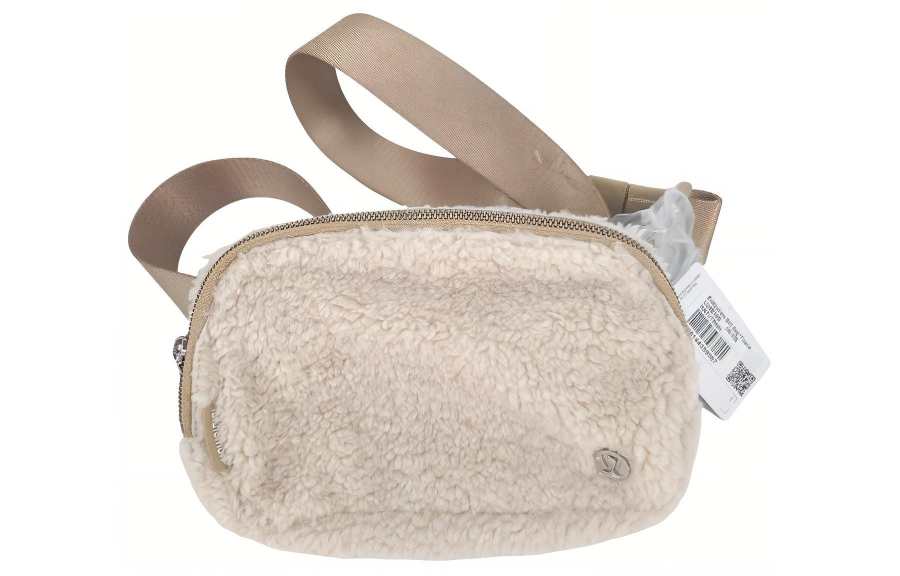 Lululemon Everywhere Fleece Shoulder Bag, Crossbody Bag, Fanny Pack Women's Natural Ivory