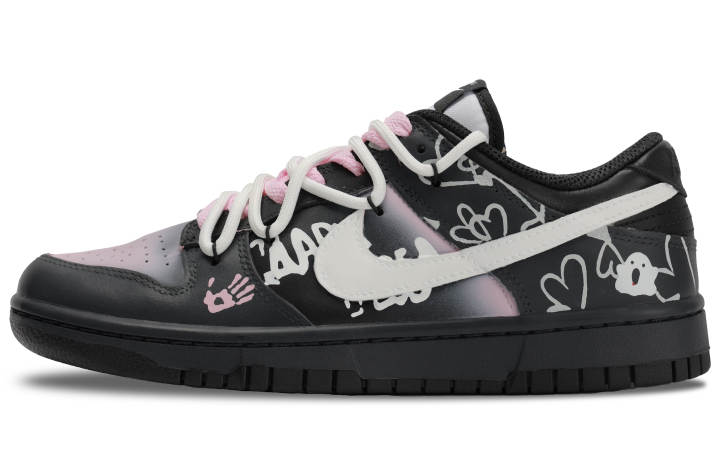 Nike Nike Dunk Abrasion Resistant Abrasion Resistant Low top Skateboard Shoes Women's Black