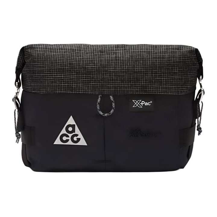 Nike Nike Fabric Fanny Pack Unisex Black & Metallic Silver