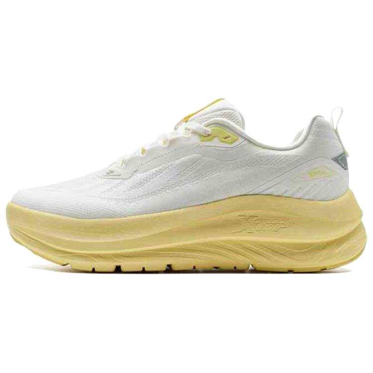 XTEP Cushioning Slip Resistant Abrasion Resistant Low top Casual Running Shoes Women's White Yellow