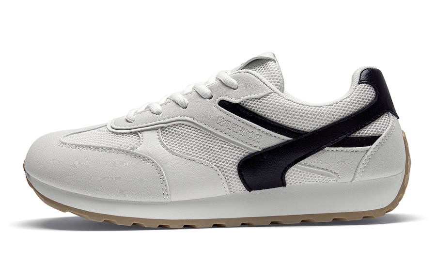 Warrior Textile, Synthetic Leather Low top Casual Shoes Unisex Beige Black