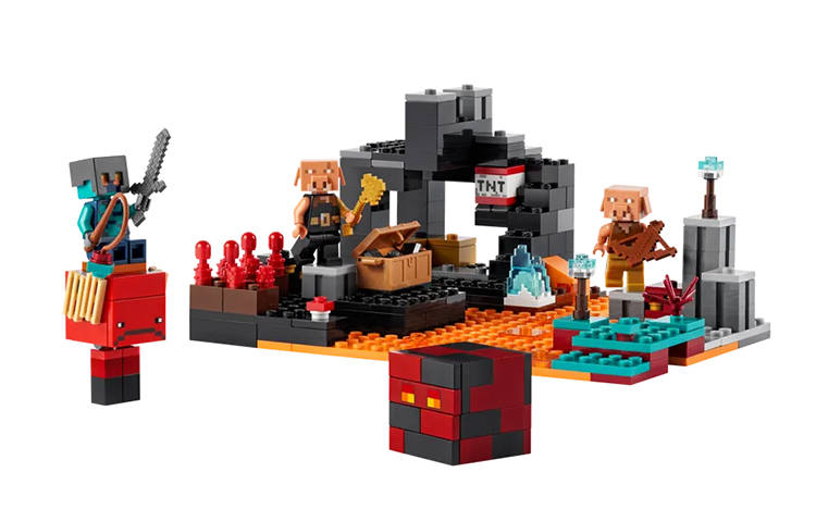 LEGO My World Collection The Nether Fortress Building Blocks 300 Pcs/pzs 21185