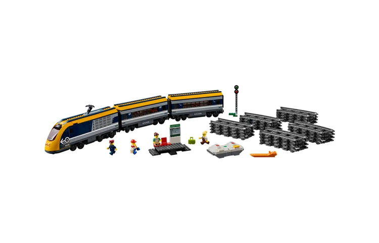 LEGO LEGO City Collection Passenger Train Plastic Building Blocks 677pcs 60197