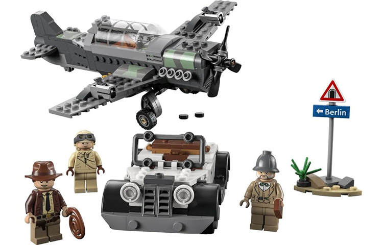 LEGO Indiana Jones Series Fighter Pursuit Building Blocks 387pcs 77012