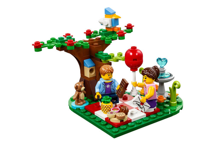 LEGO LEGO Romantic Valentine Picnic Set Valentine