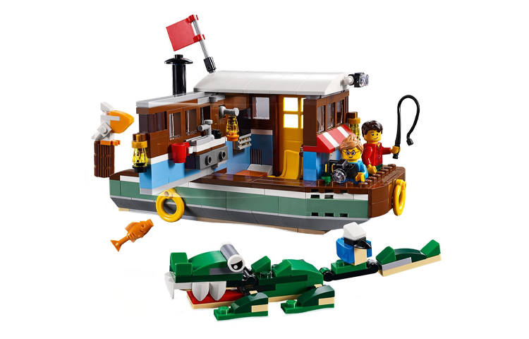 LEGO LOGO Creator 3 in 1 Riverside Boat House Building Blocks 396 Pcs/pzs 31093