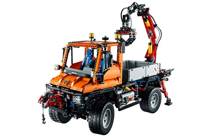 LEGO LEGO Technic, Mercedes Benz Unimog Plastic Building Blocks 2048pcs 8110