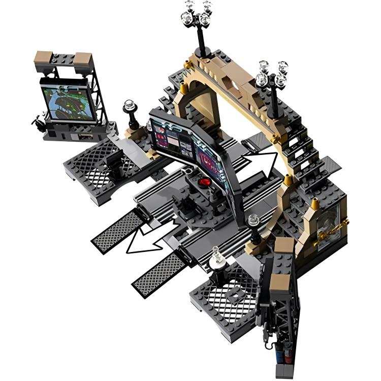 LEGO LEGO DC Batman, Batcave The Riddler War Building Blocks 581PCS 76183
