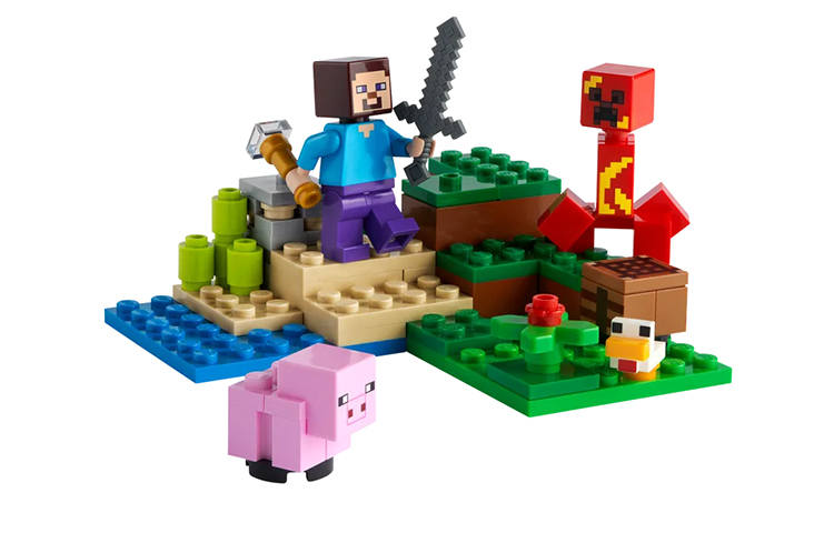 LEGO My World Collection Ambush Of The Crawler Building Blocks 72pcs 21177