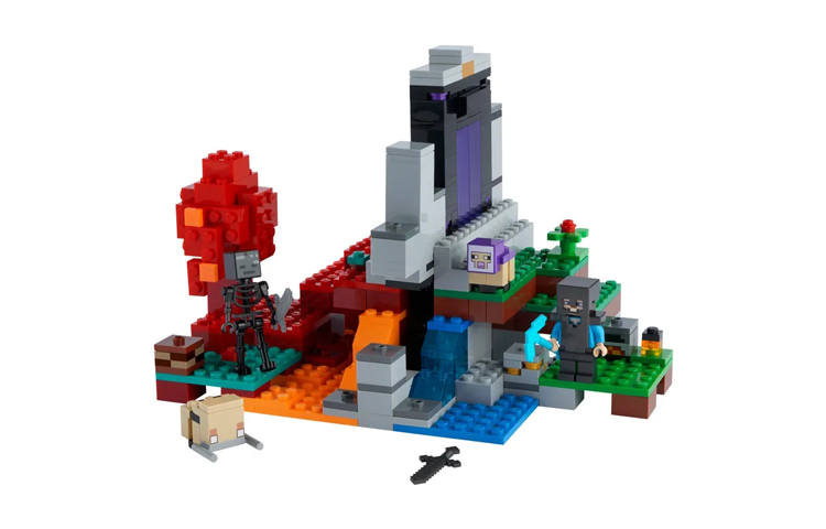 LEGO My World Collection Abandoned Portal Building Blocks 316 Pcs 21172
