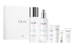 OLAY First Generation Ultra Resistant Whitening Lotion Skincare Set Cleansing Edition