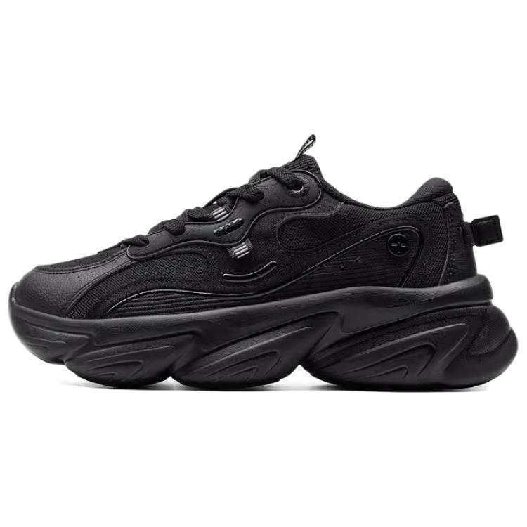 XTEP Slip Resistant And Abrasion Resistant Coverage Low top Casual Shoes Women's Black