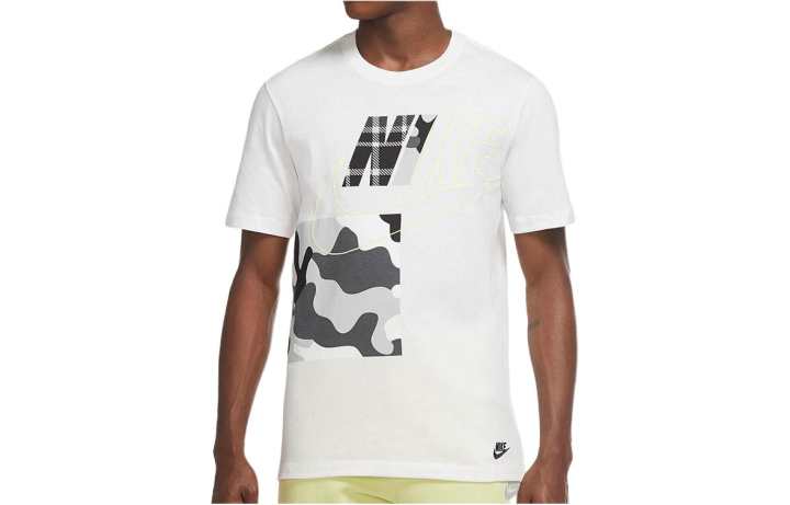 Nike Nike T Shirts Men's White Crew Neck Moderate Straight Fit