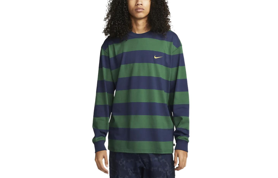 Nike Nike T Shirts Men's Green Crew Neck Moderate Straight Fit