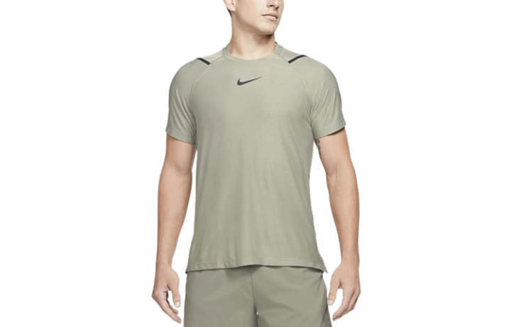 Nike Nike T Shirt Men's Light Army Green