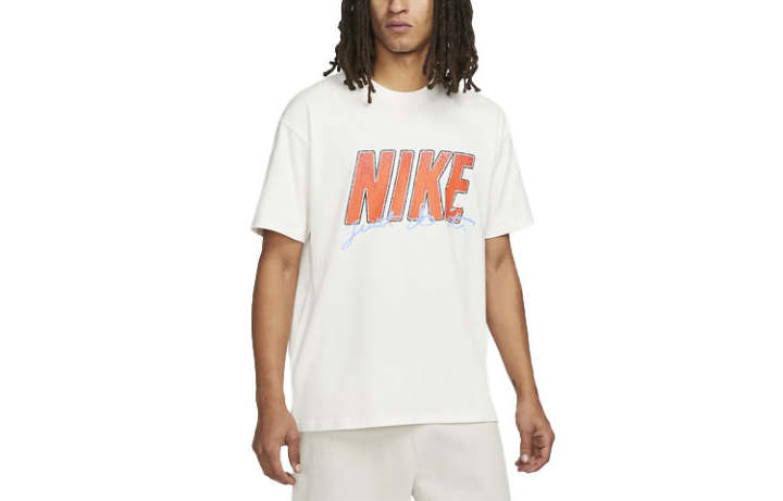 Nike Nike T Shirts Men's White Crew Neck Moderate Straight Fit