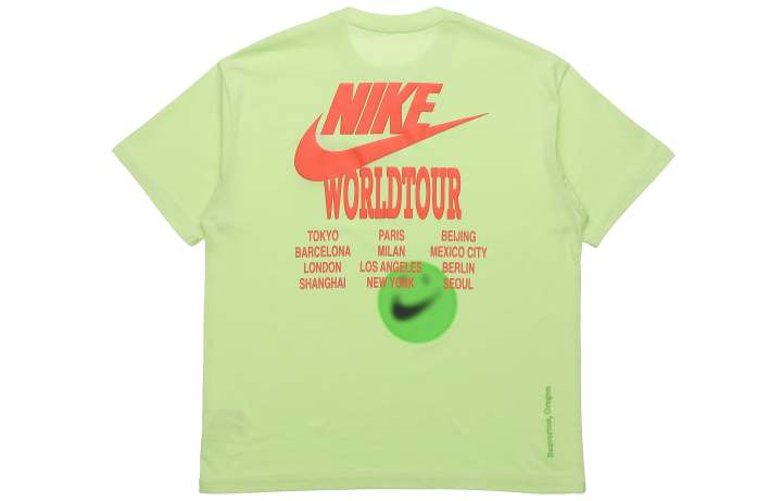 Nike Nike T Shirts Men's Green Crew Neck Moderate Straight Fit