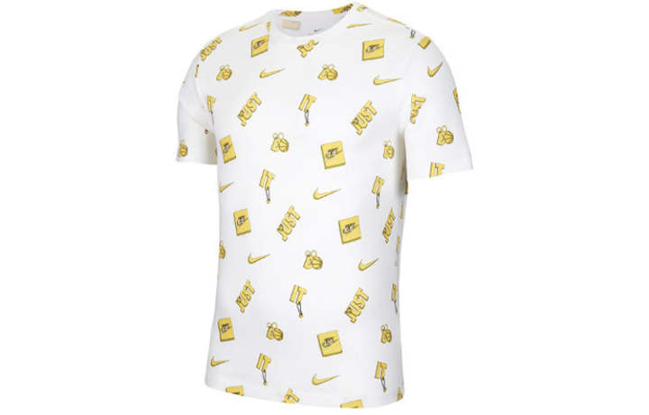 Nike Nike T Shirts Men's White Crew Neck Moderate Straight Fit