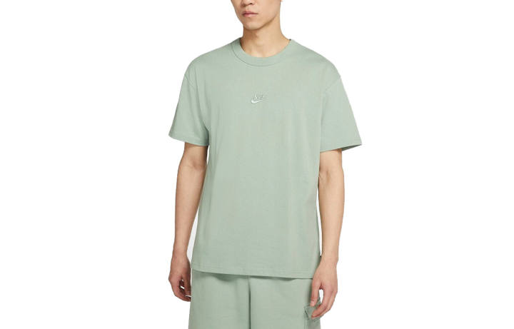 Nike Nike T Shirts Men's Green Crew Neck Moderate Straight Fit