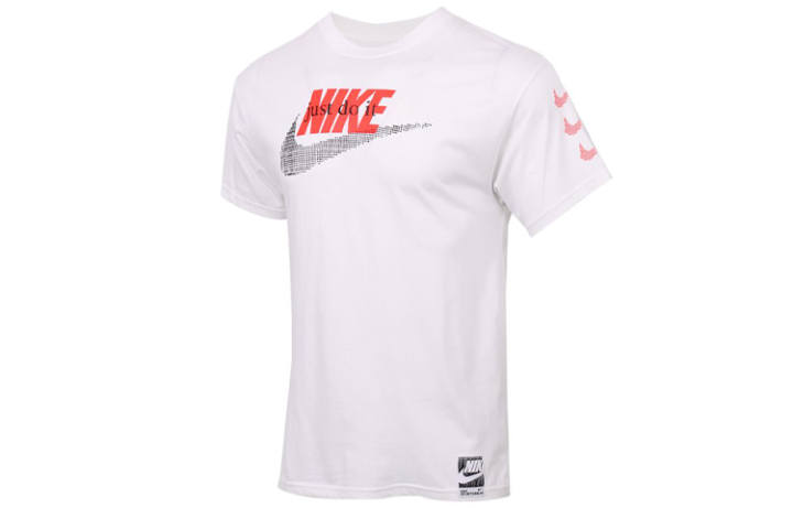Nike Nike T Shirts Men's White Crew Neck Moderate Straight Fit