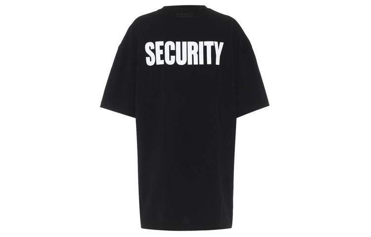 Vetements T Shirts Unisex Black Crew Neck Moderate Straight Fit