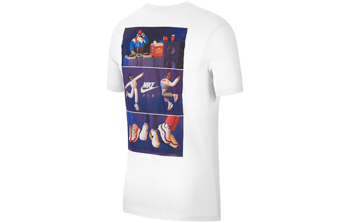 Nike Nike T Shirts Men's White Crew Neck Moderate Straight Fit
