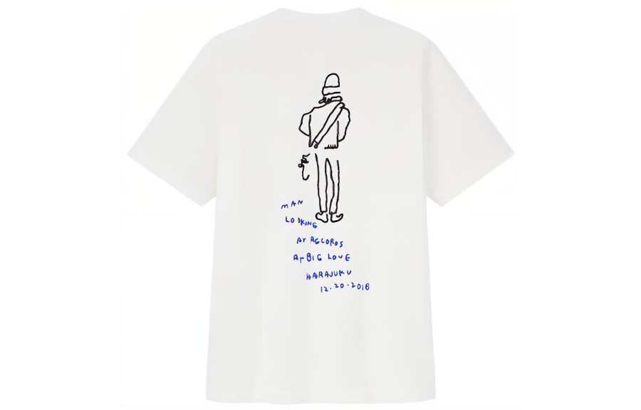 UNIQLO T Shirts Unisex White Crew Neck Moderate Straight Fit