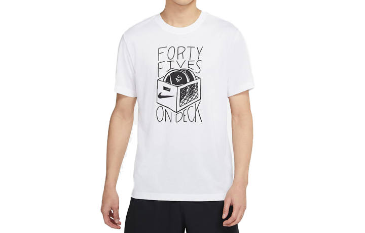 Nike Nike T Shirts Men's White Crew Neck Moderate Straight Fit