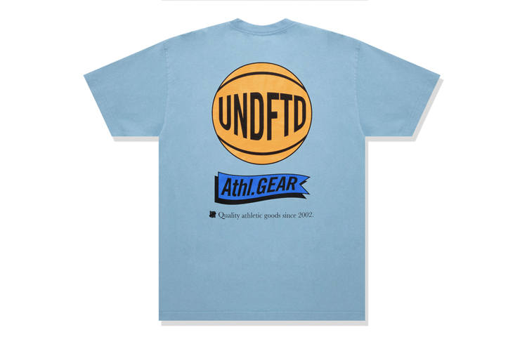 UNDEFEATED Straight Fit T Shirt Men's Gift Recommendation