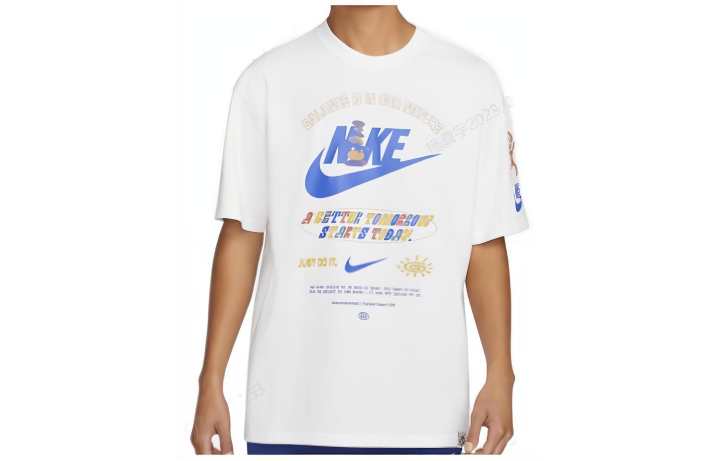 Nike Nike T Shirts Men's White Crew Neck Moderate Straight Fit