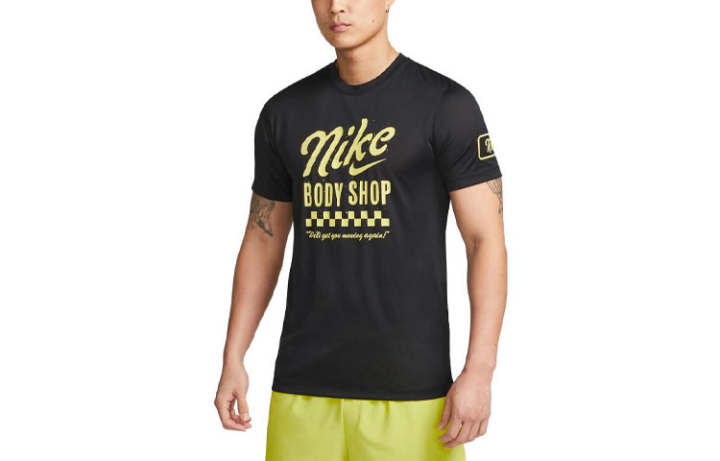 Nike Nike T Shirts Men's Black Crew Neck Moderate Straight Fit