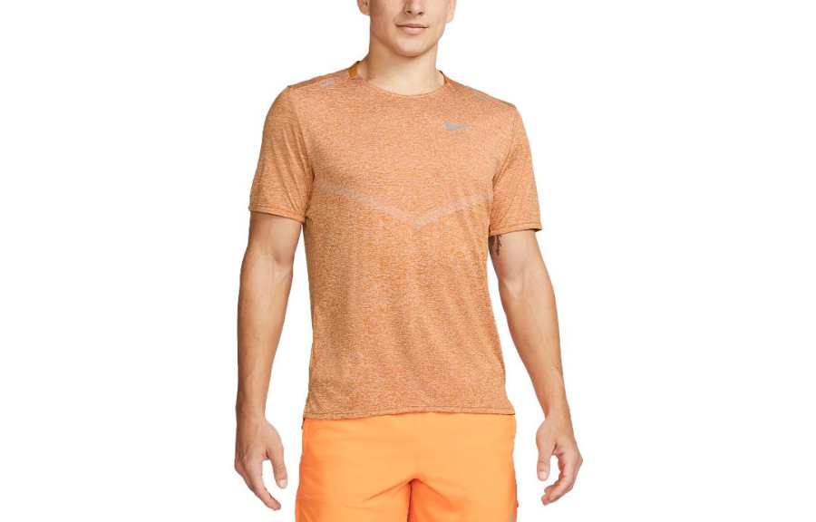 Nike Nike T Shirts Men's Sunflower Crew Neck Moderate Straight Fit
