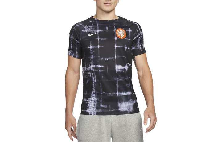 Nike Nike T Shirts Men's Black Crew Neck Moderate Straight Fit