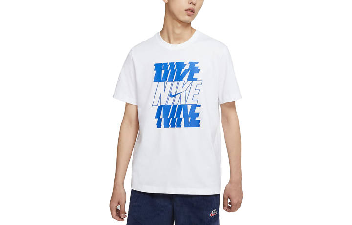 Nike Nike T Shirts Men's White Crew Neck Moderate Straight Fit